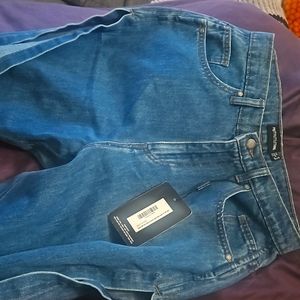 Extreme Split Detail Jeans, Pretty Little Thing size 6, (Mid Blue)